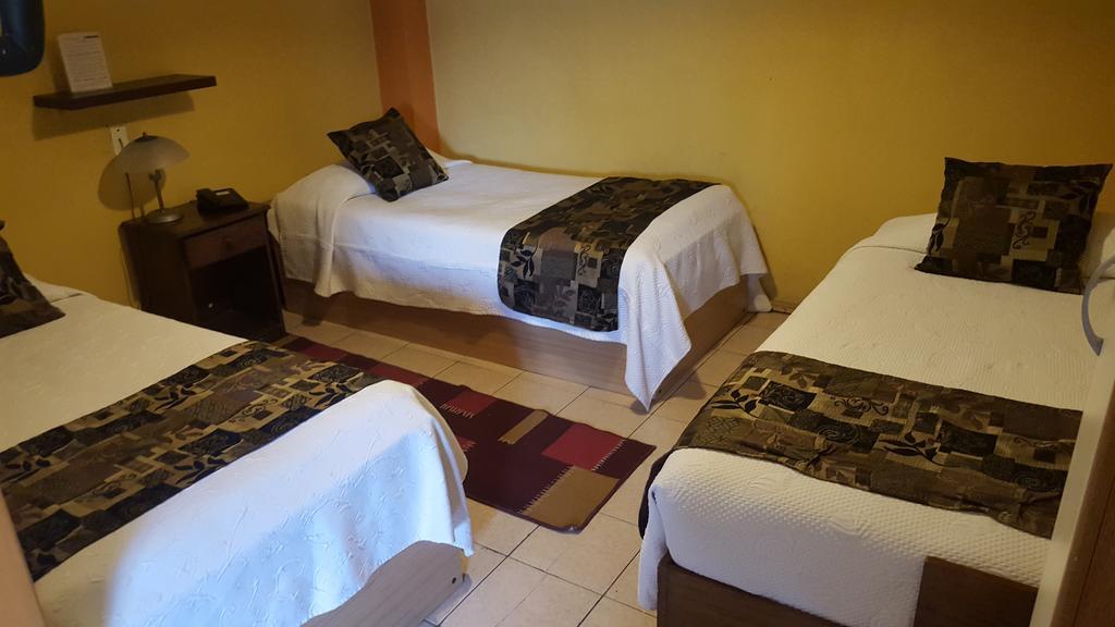 Hotel Railef 2*